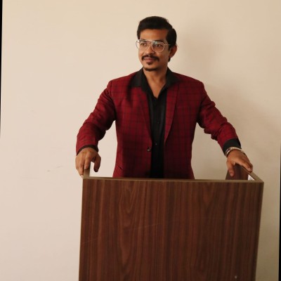 Headshot of Nishant Sinha